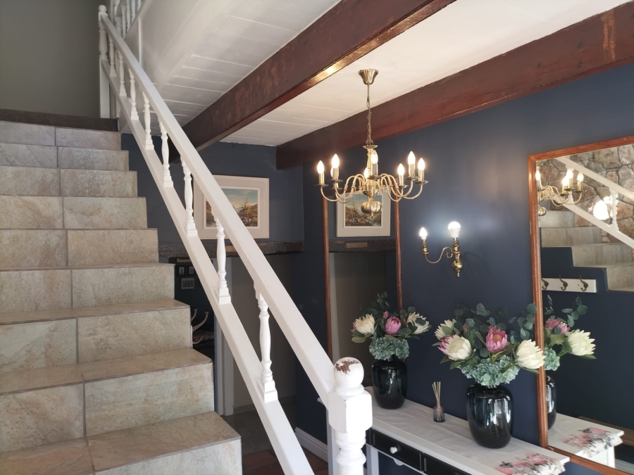 8 Bedroom Property for Sale in Stilbaai Oos Western Cape